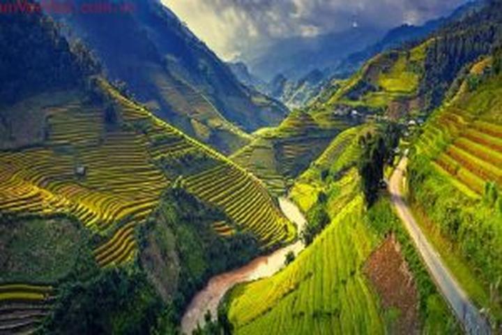 Hotspot Matrix và Bé Ê Phở hot rần rần khắp MXH: 